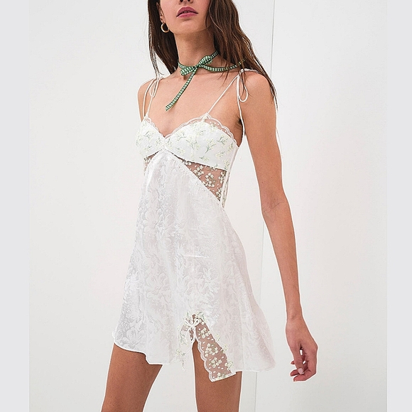 For Love And Lemons Dresses & Skirts - NEW FOR LOVE AND LEMONS BABY BREATH SLIP DRESS